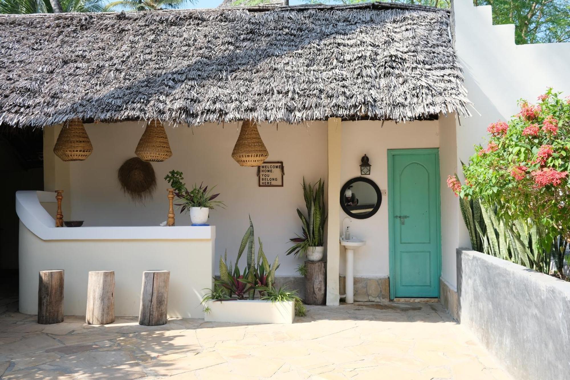 Hotel Sofia Sea View Pwani Mchangani Exterior foto