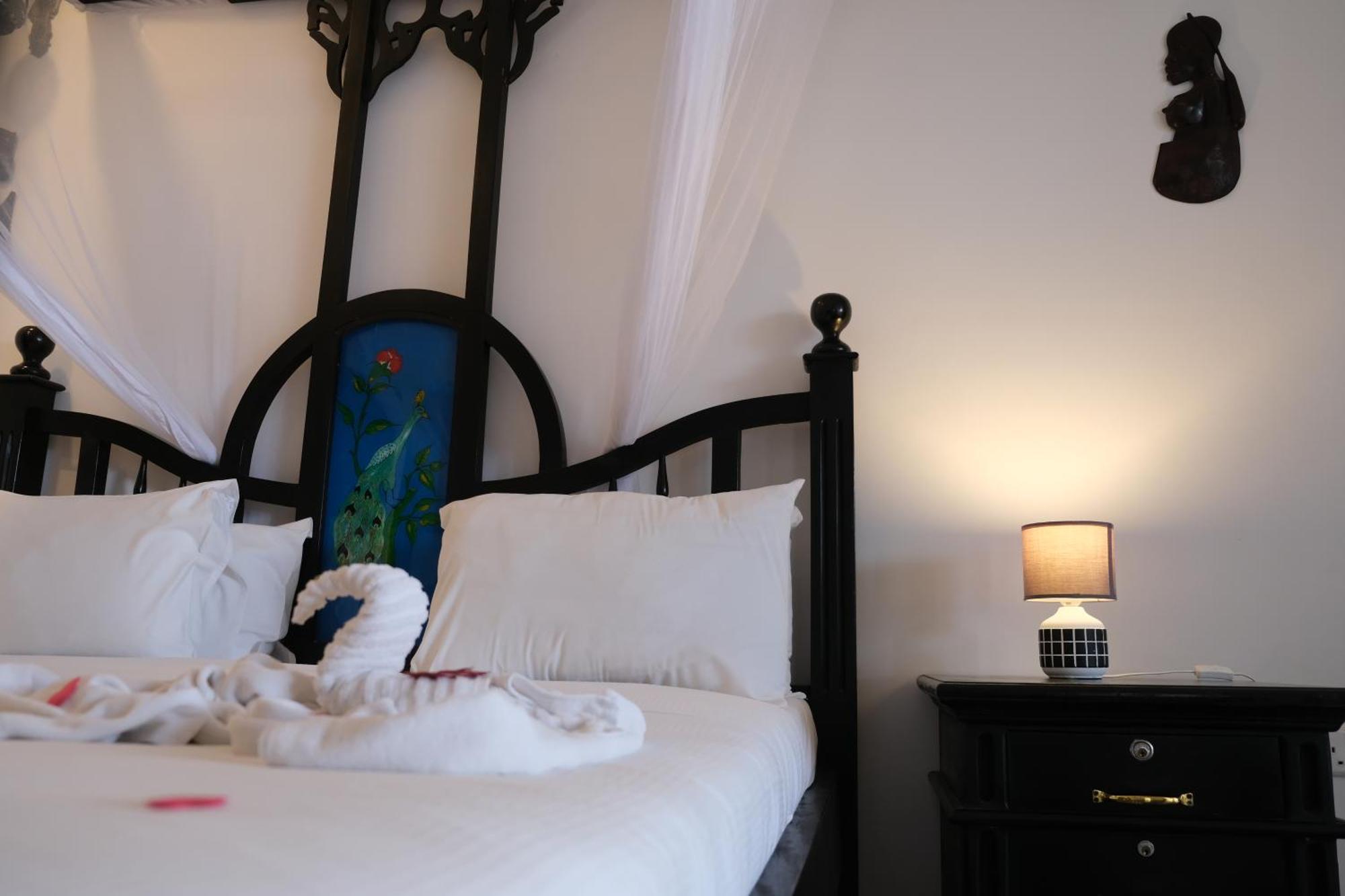 Hotel Sofia Sea View Pwani Mchangani Habitación foto